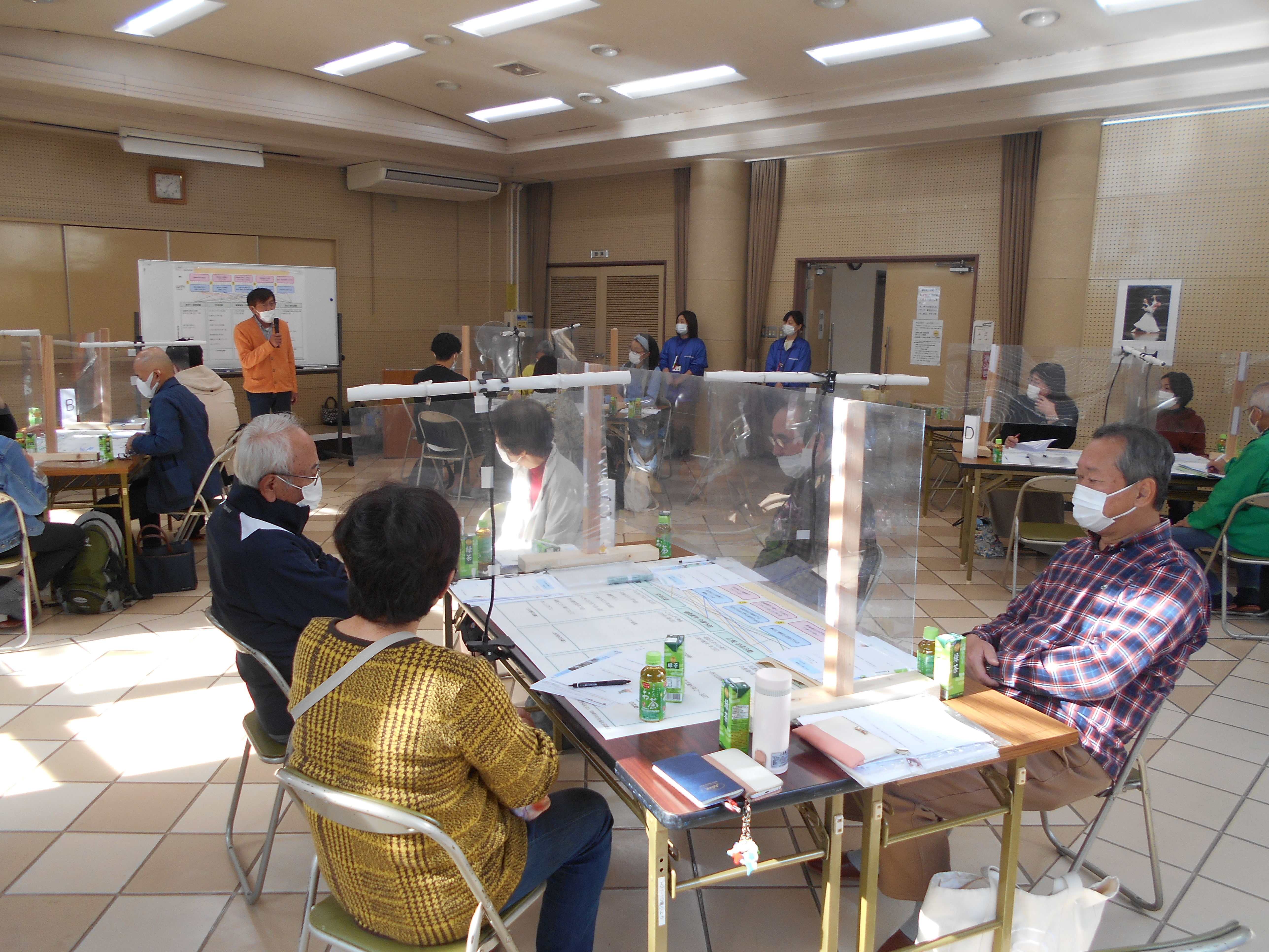開催の挨拶をする委員長