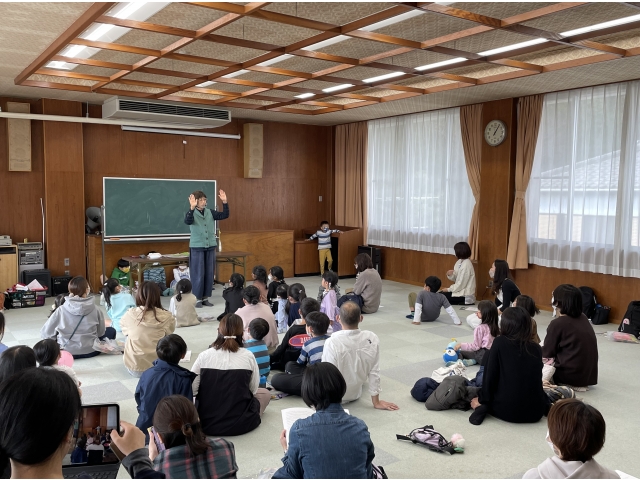 高根山公民館にて